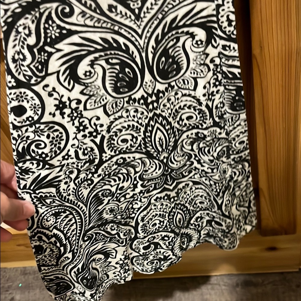 Rip Curl Black and White Paisley Flare Legging Pants - Picture 4 of 11